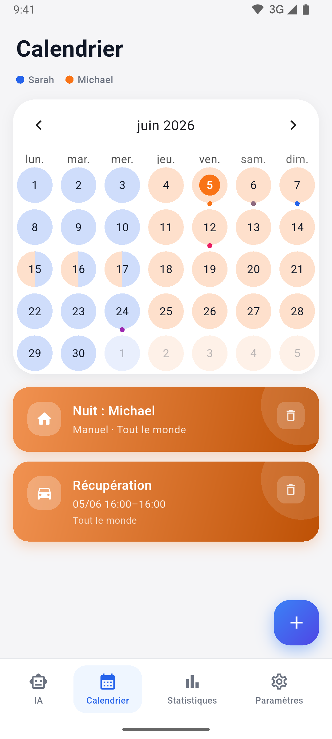 App screenshot — calendar day & week view
